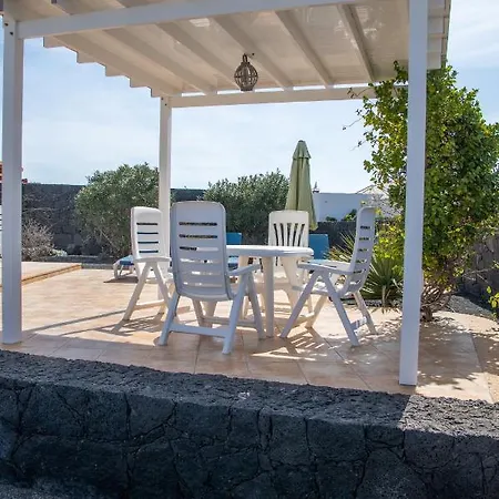 Stunning 4 Bedroom In Prime Location Villa *